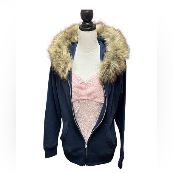 SOLD - Picture 9 of 11